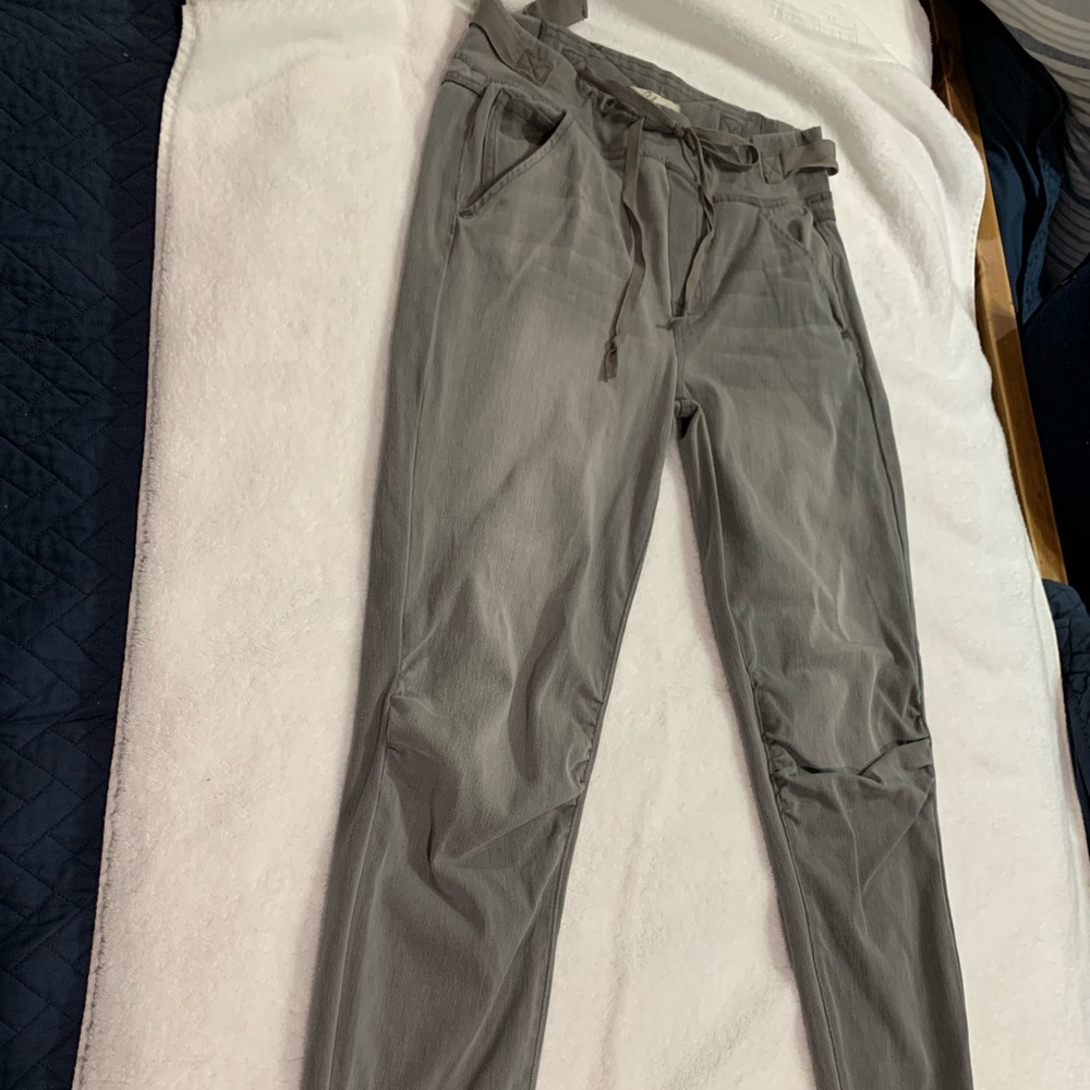 Cloth + Cabin Gabby Pant in Charcoal